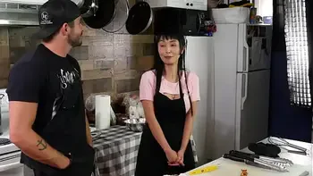 Marica Hase put an eel in her ass!