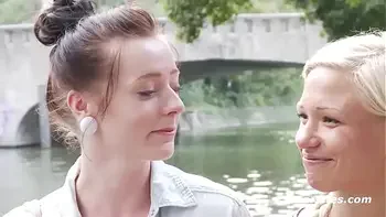 Ersties: Lisa M. und Gabi auf geiler Shoppingtour