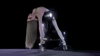 Blonde Girl on a BDSM Sex machine | 3D Porn