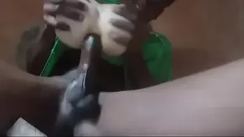 Man fuck homemade cuhbby big ass wen his girlfriend is not at home 1