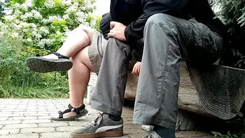 MILF makes me cum on a park bench at the risk of being seen