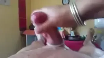 Depiladora safada adorou meu pau