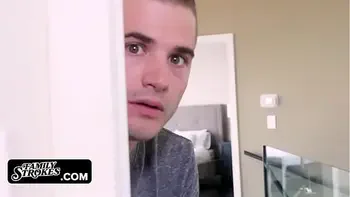 Busty seduces step-nephew staying over - Portia Harlow porn