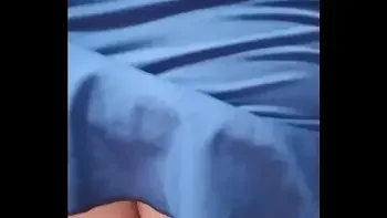 Crentinha de saia azul com babado e o pauzudo/ privacy: @Crentinha pauzudo