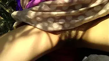 देशी ललिता भाभी को खेत में लपका कर चोदा