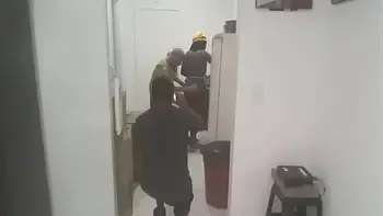 Fabinho Costha  mykng off