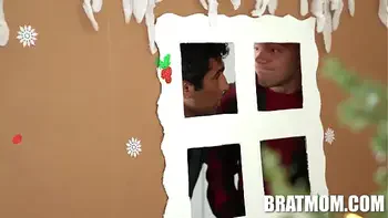 Giving Our Stepmoms A White Christmas Cassie Del Isla, Joshua Lewis, Natasha Nice, Zane Walker