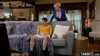 Huge boobs mature stepmom Dee Williams sucks and rides gamer stepson