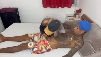 brinquedo ator come fa magrinha filma e joga na internet