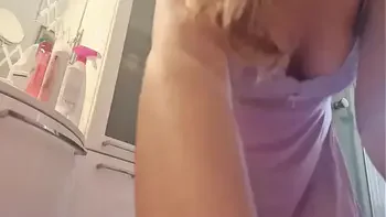 gostando limpando a casa do vizinho