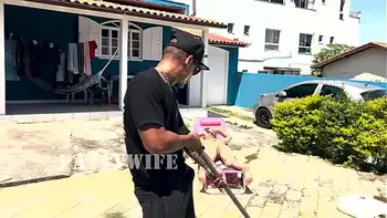 Esperei o Marido sair de casa para Dar pro limpador de piscina(completo no RED e SHEER)