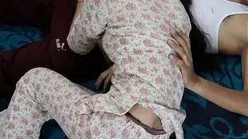 Indian Hot Family Sex With Hindi HD Desi Porn Video