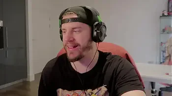 I BROKE INTO HER PUSSY FOR THIS REASON... (Fap CEO) [Uncensored]