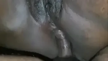 (anal amador caseiro) Vizinha crente me chama pra orar e acaba me dando o cuzinho, enchi de porra quente