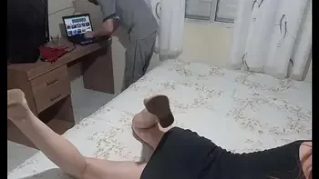 Técnico em informática e surpreendido pela casada safada!