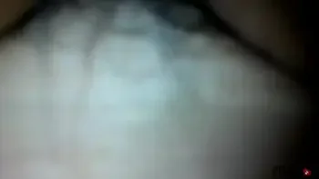 HOYO EQUIVOCADO: Anal accidental.. Esta señora infiel nunca imaginó que su primera vez por el culo serían unos dedos sucios.