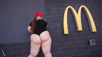 Mia Dior Fucks Hiring Manager For New Position After Getting Fired From Mcdonald's