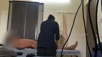 Happy ending massage ended in romance