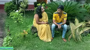Indian Hot Bhabhi Sex with Unknown Young Boy! Plz Cum Inside