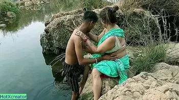 Indian Hot Aunty Hardcore sex at Open Place with Young Boy!! Best Indian Sex