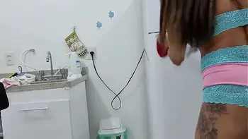 TUDO ISSO POR SER UMA BOA MADRASTA. Leo Skull