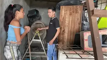 FOLLO CON MI HERMOSA CUÑADA CUANDO MI HERMANASTRO NO ESTA EN CASA