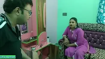 Desi Bank Officer fucking beautiful Bhabhi! Reality Sex