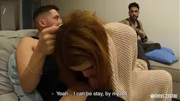 Branquinha Rabuda fodendo com o Marido e seu Amigo Brasileiro - Menage com Dupla Penetração