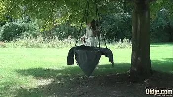 Roxy wants cum on her lips but first she wants cock in her pussy