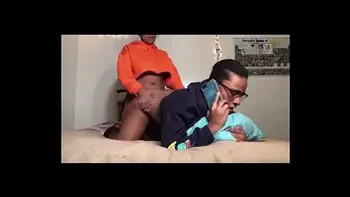 Bi thot gettin fucked by strap on by her bitch