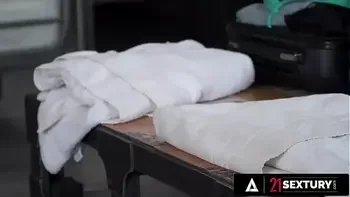 21 SEXTURY - Perfect 1 HOUR Lesbian Threesome COMPILATION! Alexis Crystal, Lilu Moon, Lulu Love