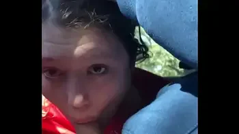 Dirty hooker sucks cock in car BJ