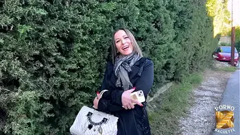 Kyara, une milf de 44 ans qui a soif de sexe hard !