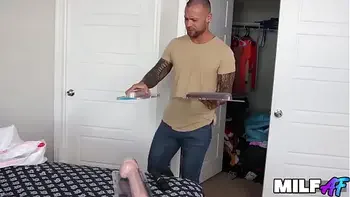 Neighbor Helps Big Tit MILF - Billie Jean Austin - MILFAF