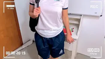 ESCÂNDALO EM ESCOLA DO RIO ALUNA E PROFESSOR FAZENDO SEXO NA SALA DE AULA E ELE FOI DEMITIDO