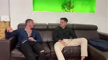 Arab Girl Gets Crazy When She Arrives in Spain and Wants a Double Penetration - Aliyah Yasin