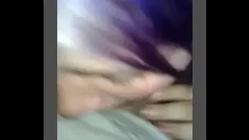 Lo chupa como endemoniada mientras me grita metemelo -b. demon