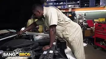 BANGBROS - Young Jade Jantzen Craves The Mechanic's Big Black Dick