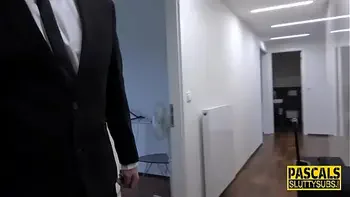 Dominated sub squirts