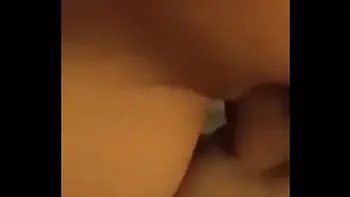 rica venezolana caraqueña puta hace trio con su amiga en españa en hotel