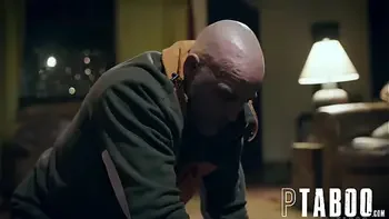 Bratty Hollywood Actress Casey Calvert Loses Sex Bet With Stuntman