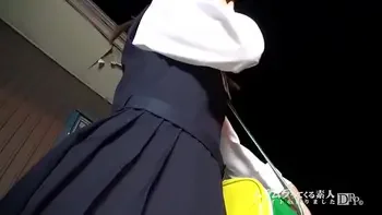 まだあどけなさの残る純粋そうな女子を縛りあげ 生ハメの方が絶対気持ちいいってことを指導してあげました  大塚はな 1