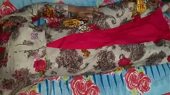 साली के साथ एक रात मिली बिताने को ।