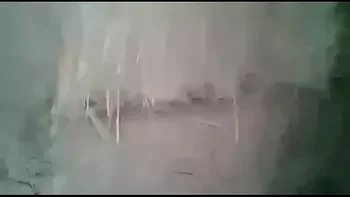 Sacandole la virginidad a mi amigo