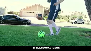 MYLF - Testing My StepMoms (Reagan Foxx) New Tis