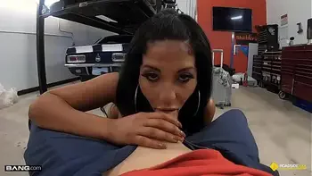 Roadside - Thick Latina Stripper Fucks The Mechanic