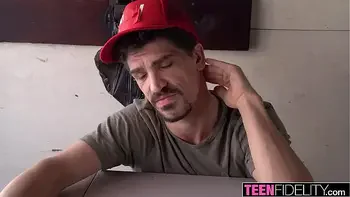 TEENFIDELITY Kinsley Karter Tries Out For the Cheer Team