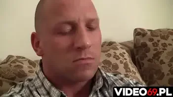 Polskie porno - Szybki numerek z niewierną żoną szefa