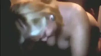 Se cojen a su patrona