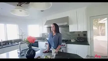 Getting Some From stepMOM-Brooke Beretta